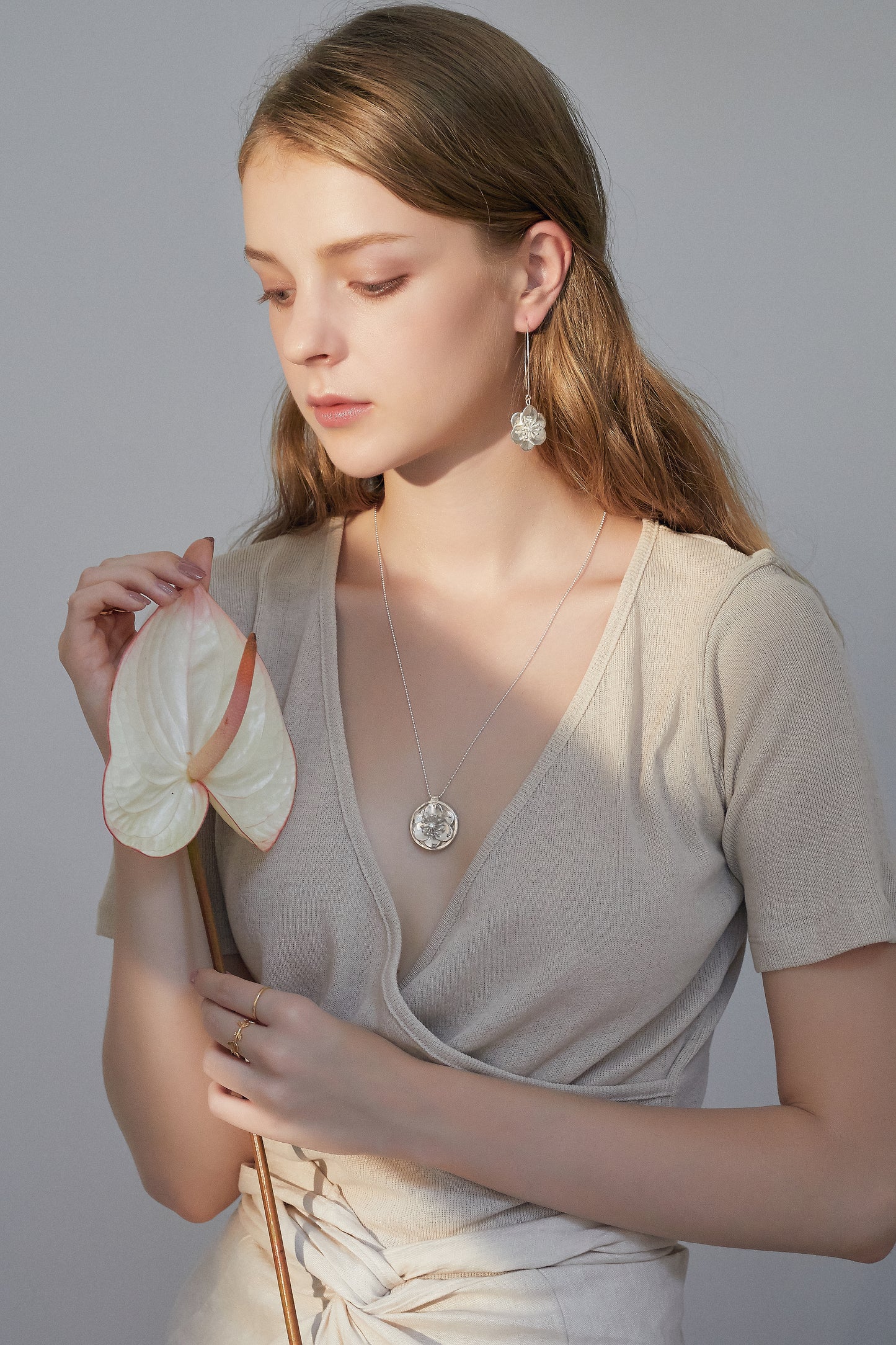 【Blooming】A Unique Beauty - Plum Blossom Wire Earrings / 925 Sterling Silver