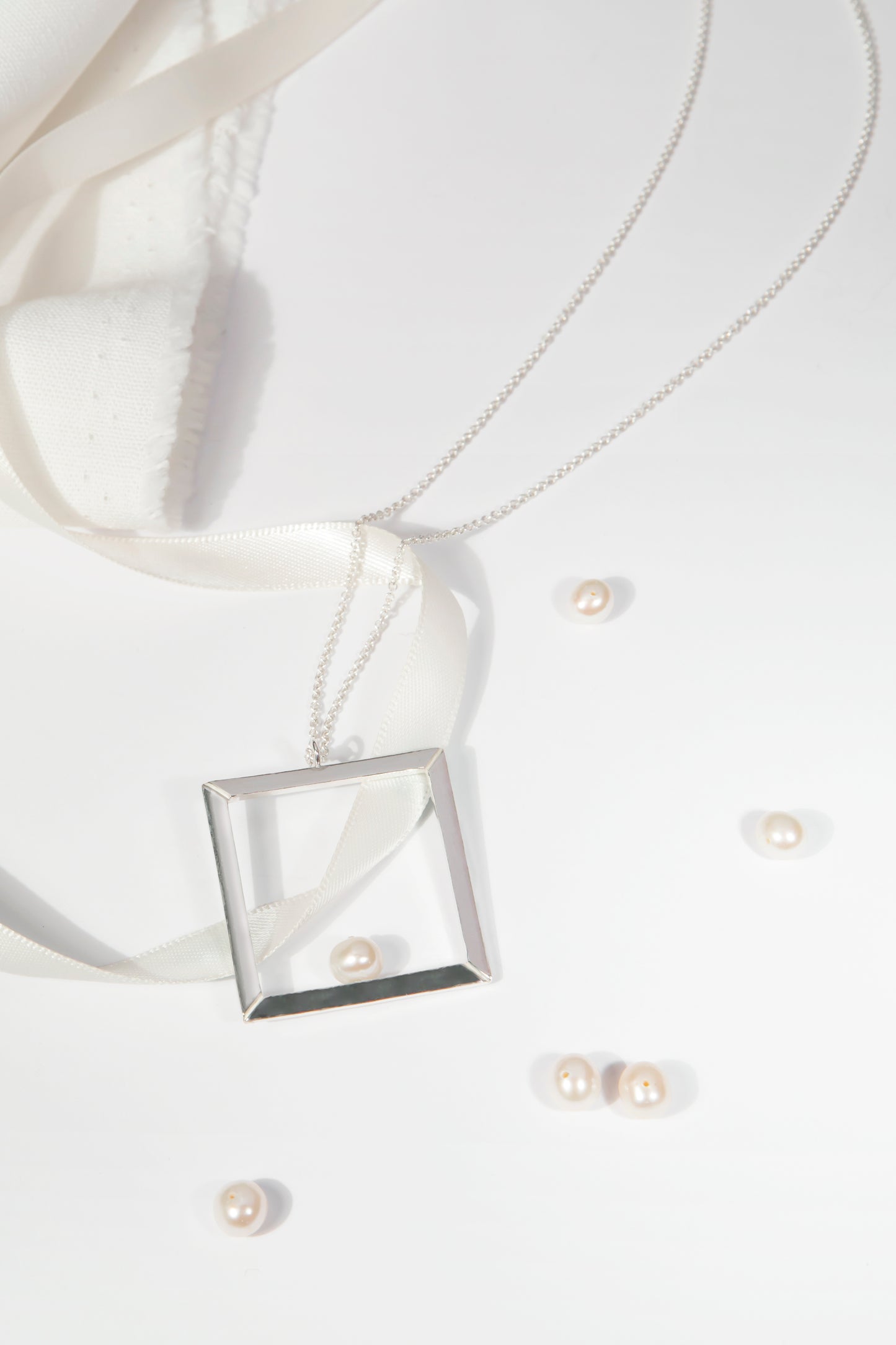 【Blooming】24-inch Large Square Frame Necklace / Sterling Silver, Brass Plated with 20K Gold