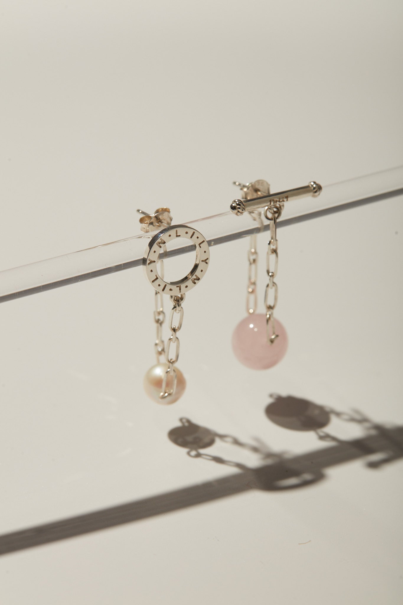 【心驛】里程＿OT扣寶石珍珠不對稱純銀耳環 Mileage 925 Silver Earrings