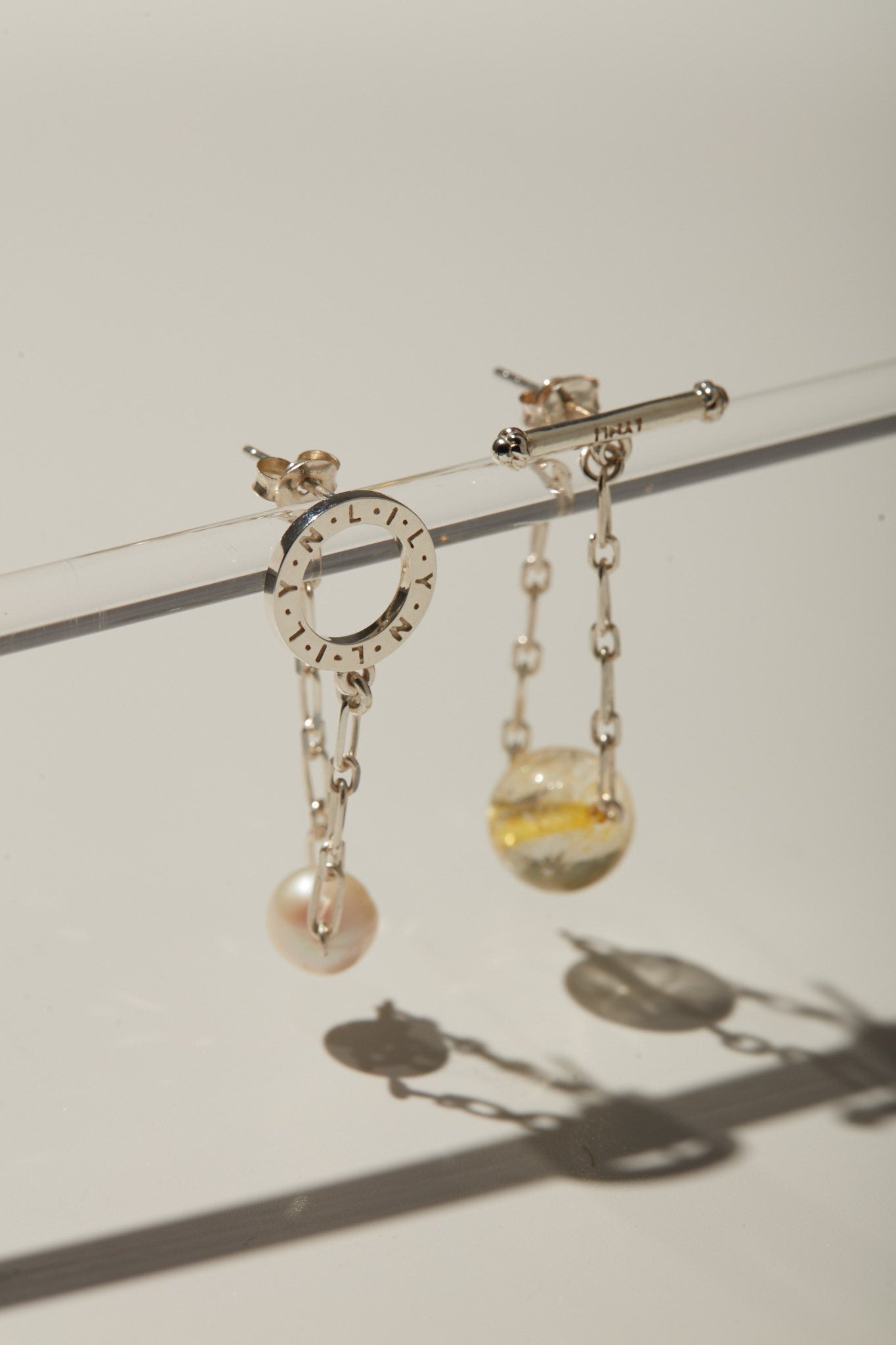 【心驛】里程＿OT扣寶石珍珠不對稱純銀耳環 Mileage 925 Silver Earrings