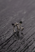 【SCART】Whisper Ear Clip - Black Pearl Sterling Silver Ear Clip
