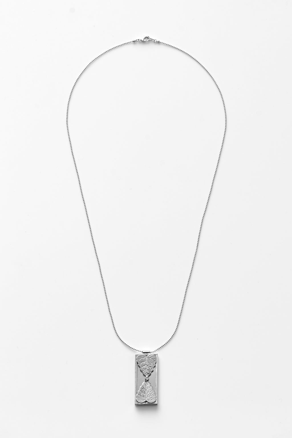 【Blooming】Framed Landscape - Bodhi Leaf Necklace / Pre-order/925 Sterling Silver / 20K Gold Plated Brass Sacred Fig Necklace 