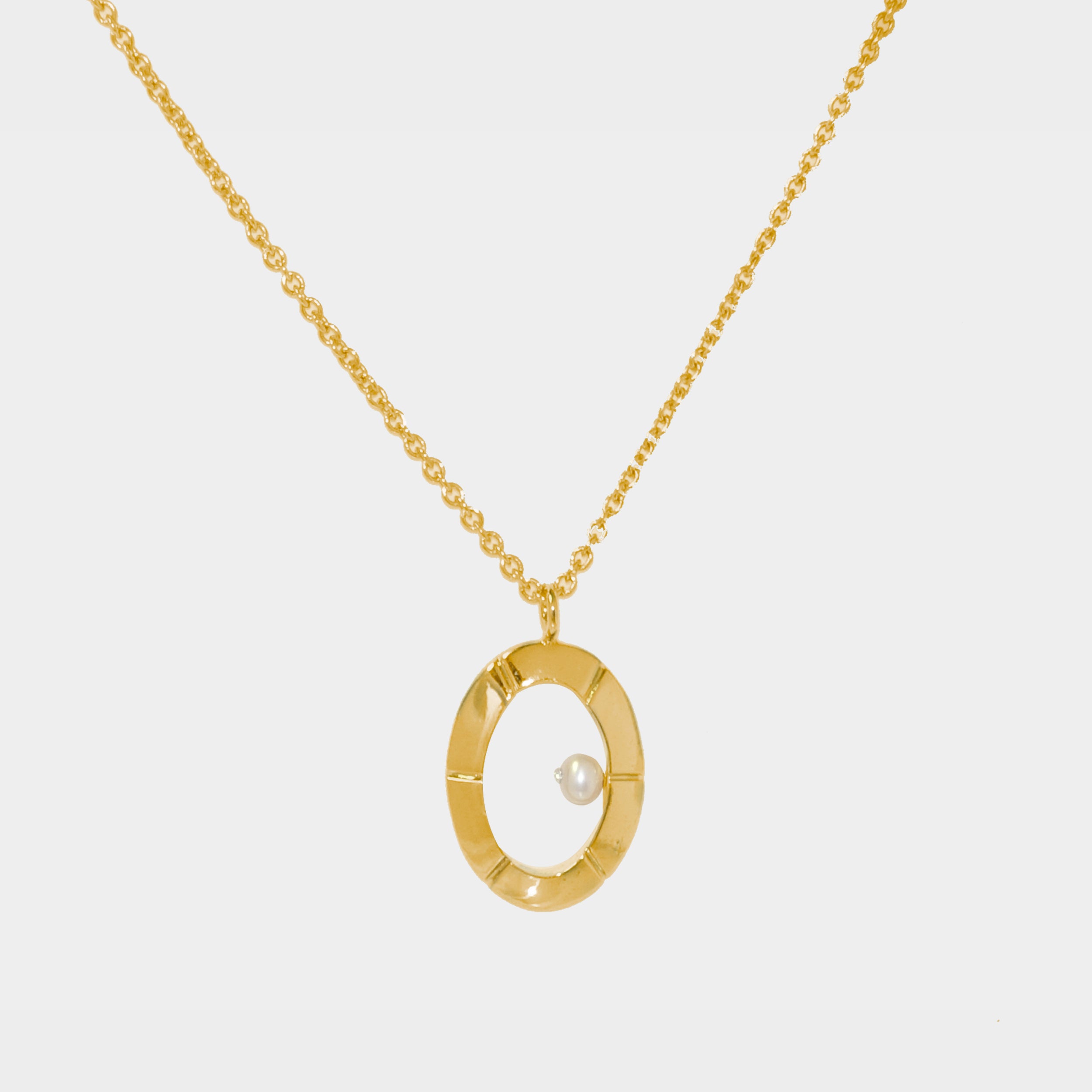 【Blooming】18-inch Oval Picture Frame Necklace / 925 Sterling Silver / 20K Gold Plated Petite Ellipse Frame Necklace